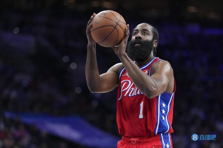 法国队11月大名单：姆巴佩领衔，坎特、谢尔基在列（法国队11月名单公布：姆巴佩挂帅，坎特与谢尔基入选）