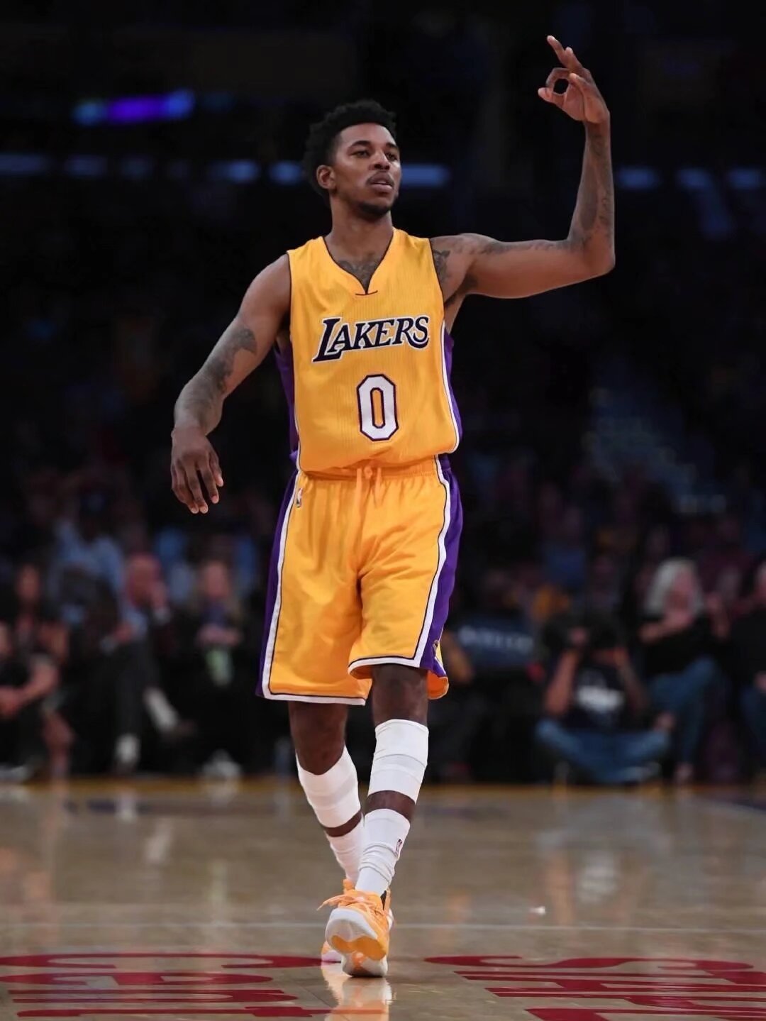 泰晤士：埃弗顿2700万镑报价迪布林被拒，考虑提高报价（泰晤士报：埃弗顿2700万英镑求购迪布林遭拒，或提高出价）