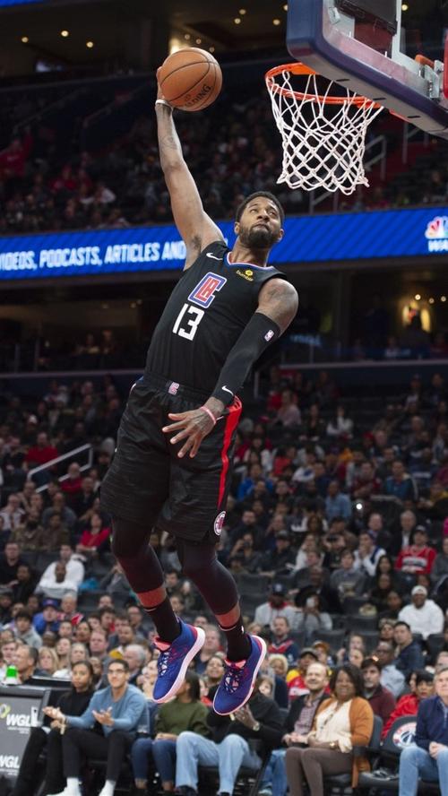 卡莱尔：有几个判罚我们本该争取到，这么说不会被罚4万美元吧（卡莱尔谈吹罚：我们本应拿到几次判罚，希望别因此再被罚4万美元）