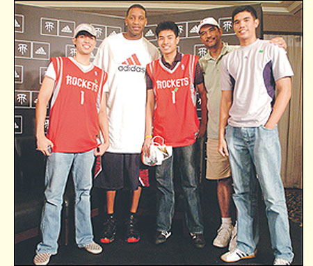 热议中超争冠：争冠悬念基本不在；申花没朋友拿不了冠军（中超夺冠热议：悬念几近消散，申花孤军难问鼎）