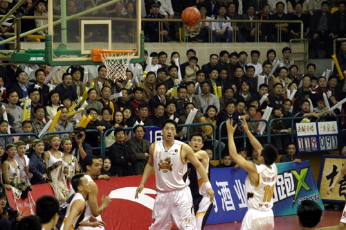 布莱顿总监：许尔策勒非常有才华，他求知欲很强（布莱顿总监称许尔策勒才华横溢，求知欲旺盛）