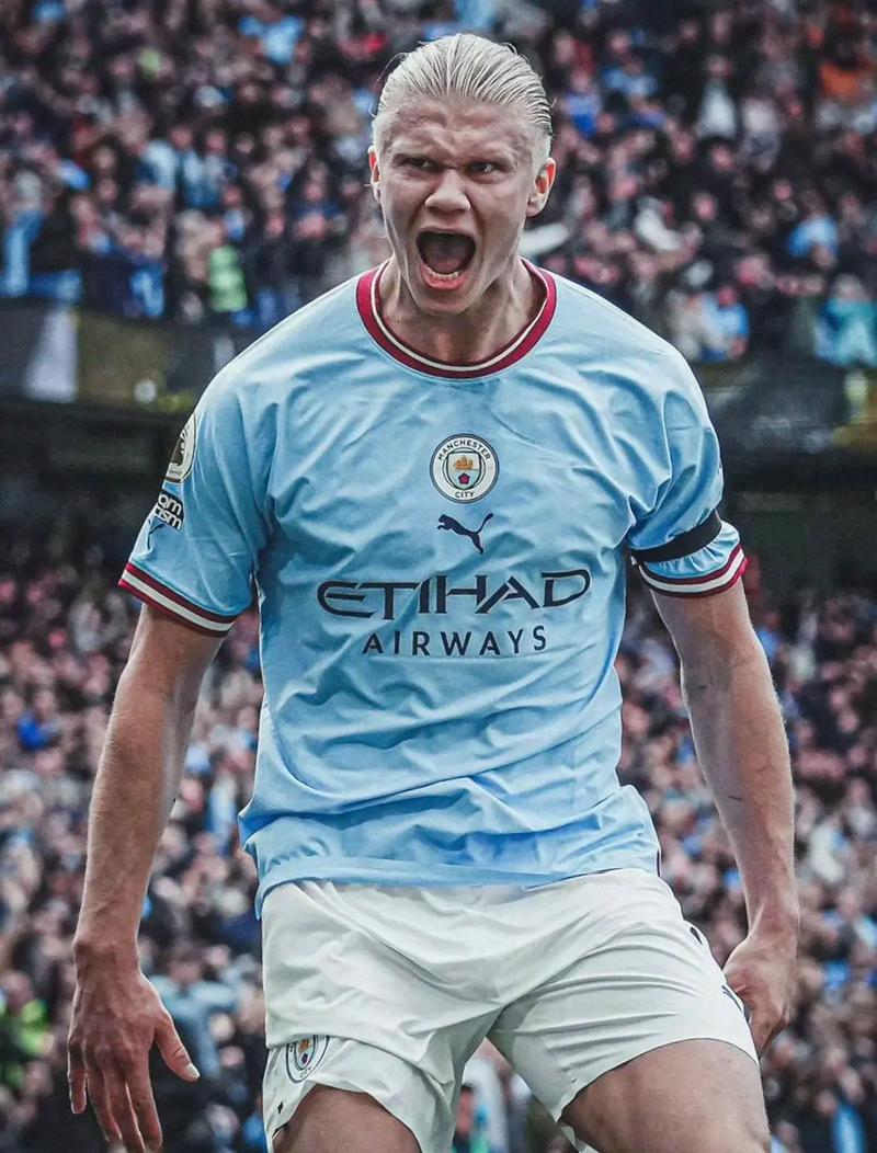 威少半场表现概述（威少上半场表现一览）